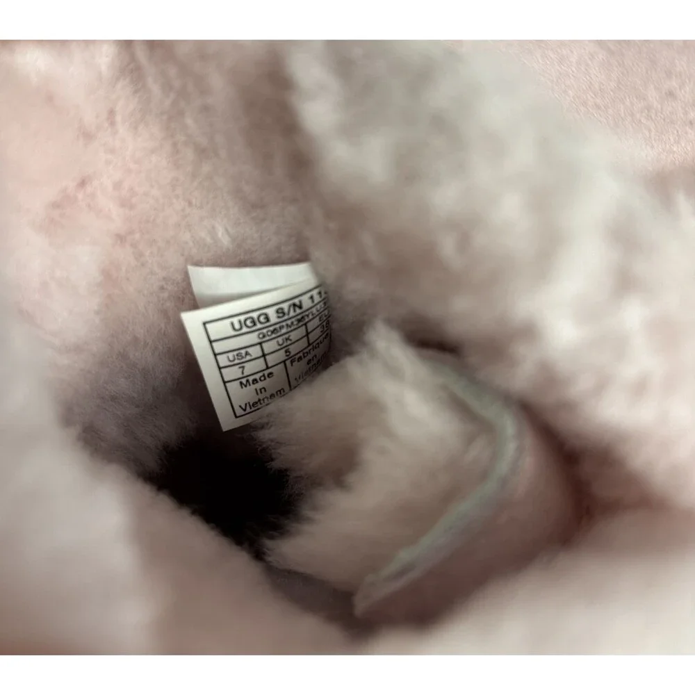 Womens UGG Boots Sz 7 Bailey Bow Customizable Pink Suede Festival Coquette Rare - Picture 10 of 13